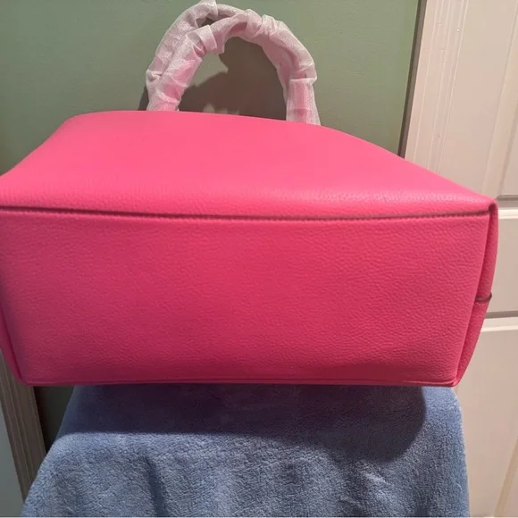 NWT - COACH Polished Pebble Leather Day Tote Petunia One Size - Picture 4 of 11